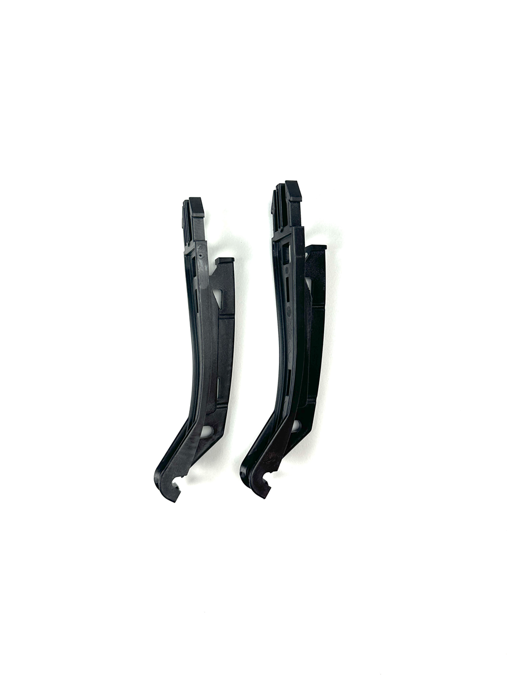 KARGA - Pair of Child Seat Anchors and Plate